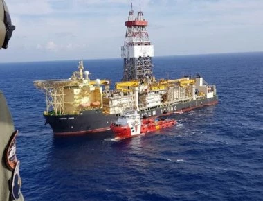 Έξι τουρκικά πολεμικά πλοία απείλησαν το Saipem 12000 - «Φύγετε αλλιώς θα σας βουλιάξουμε»!